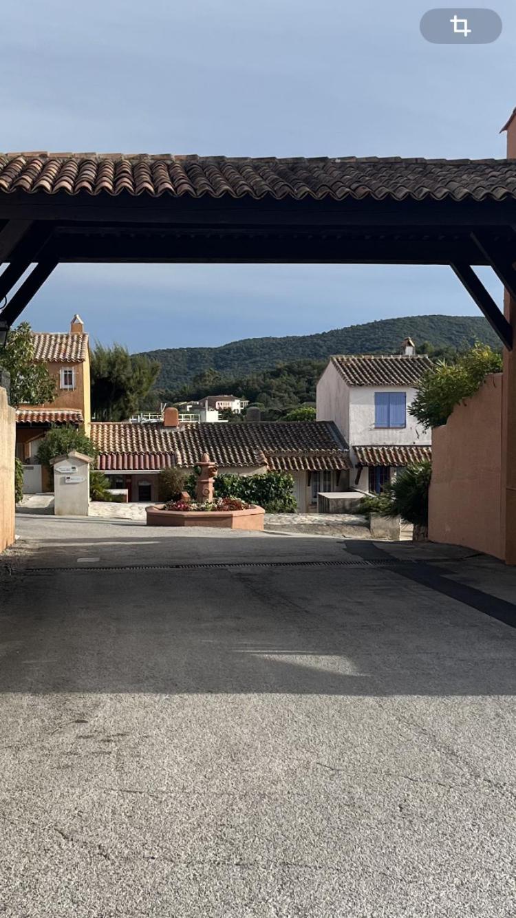 Mazet Renove Golfe De St Tropez Villa Cogolin Exterior photo