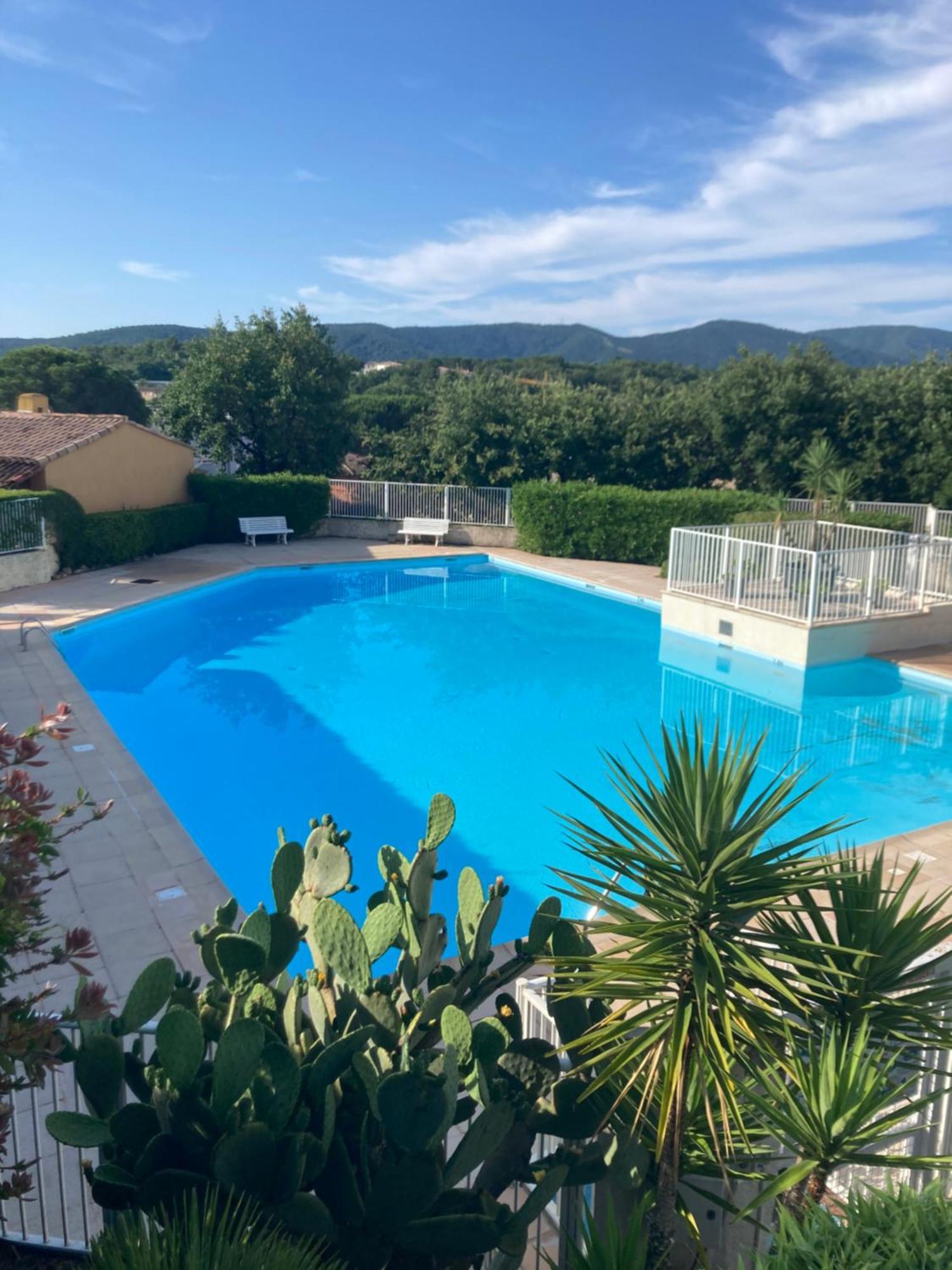 Mazet Renove Golfe De St Tropez Villa Cogolin Exterior photo